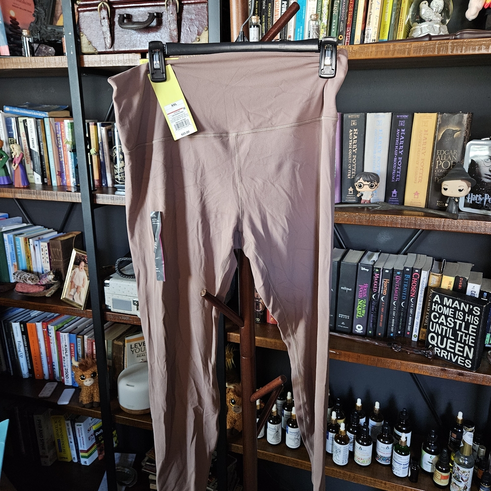 All in Motion Brown Leggings